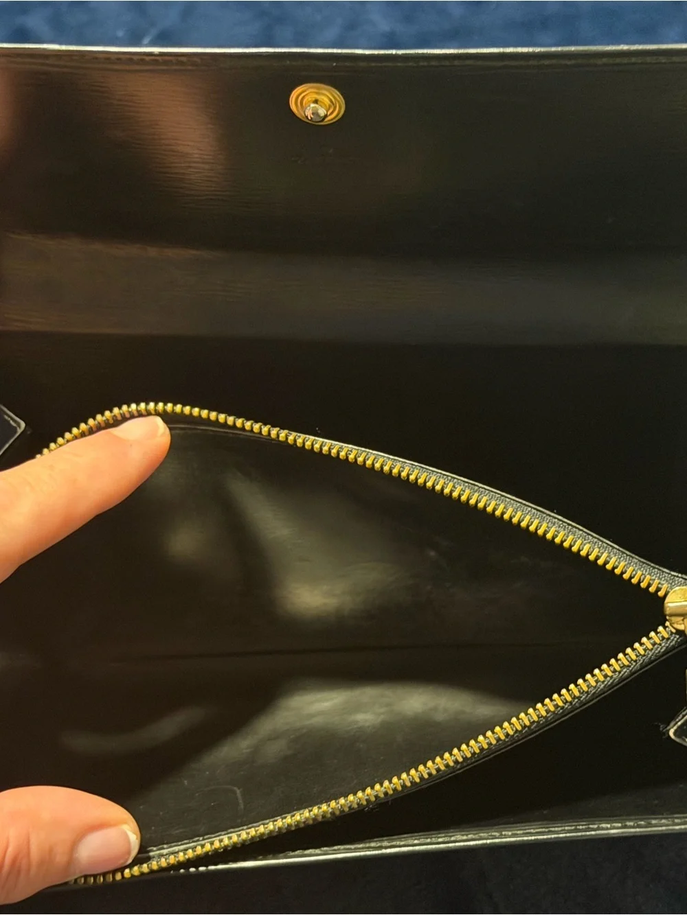 Louis Vuitton Black Epi Wallet with dust cover and box